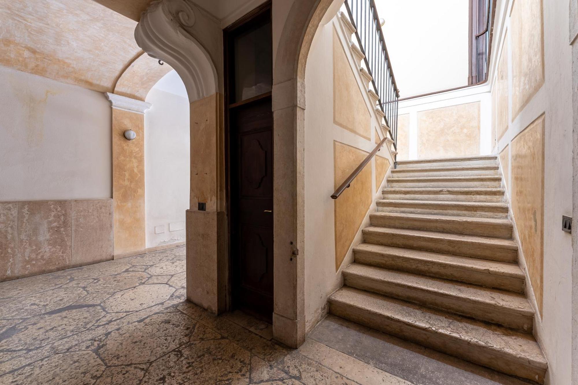 Casa Preziosa - Salo Apartment Bagian luar foto